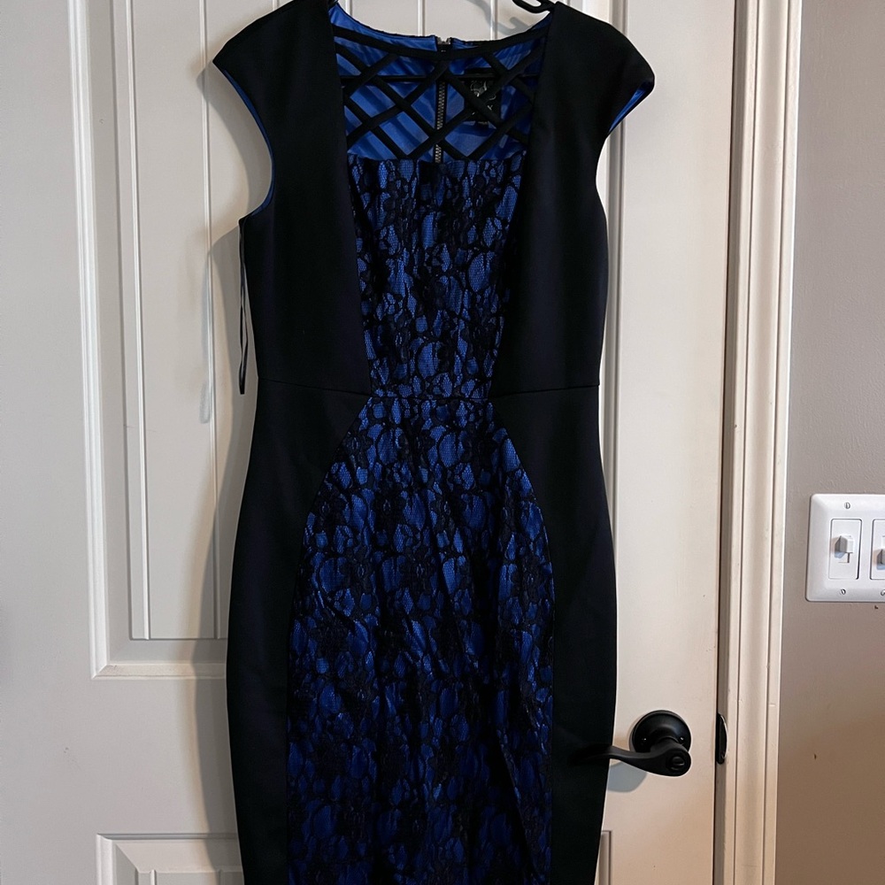 Jax Black and Blue Sheath Mini Dress with Cap Sleeves
